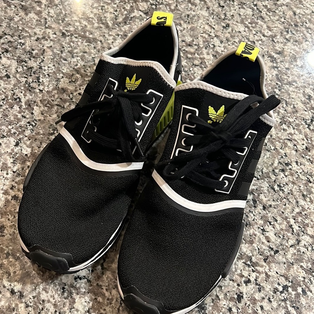Men’s shoes worn couple times like new